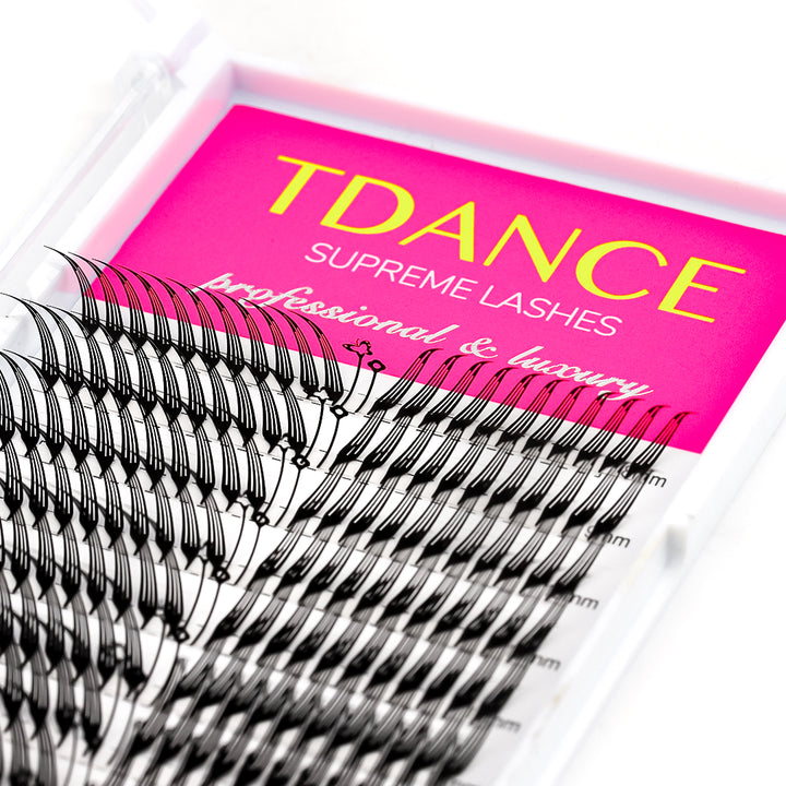 0.07MM Slanted Fox Wispy Anime Lashes 12Rows